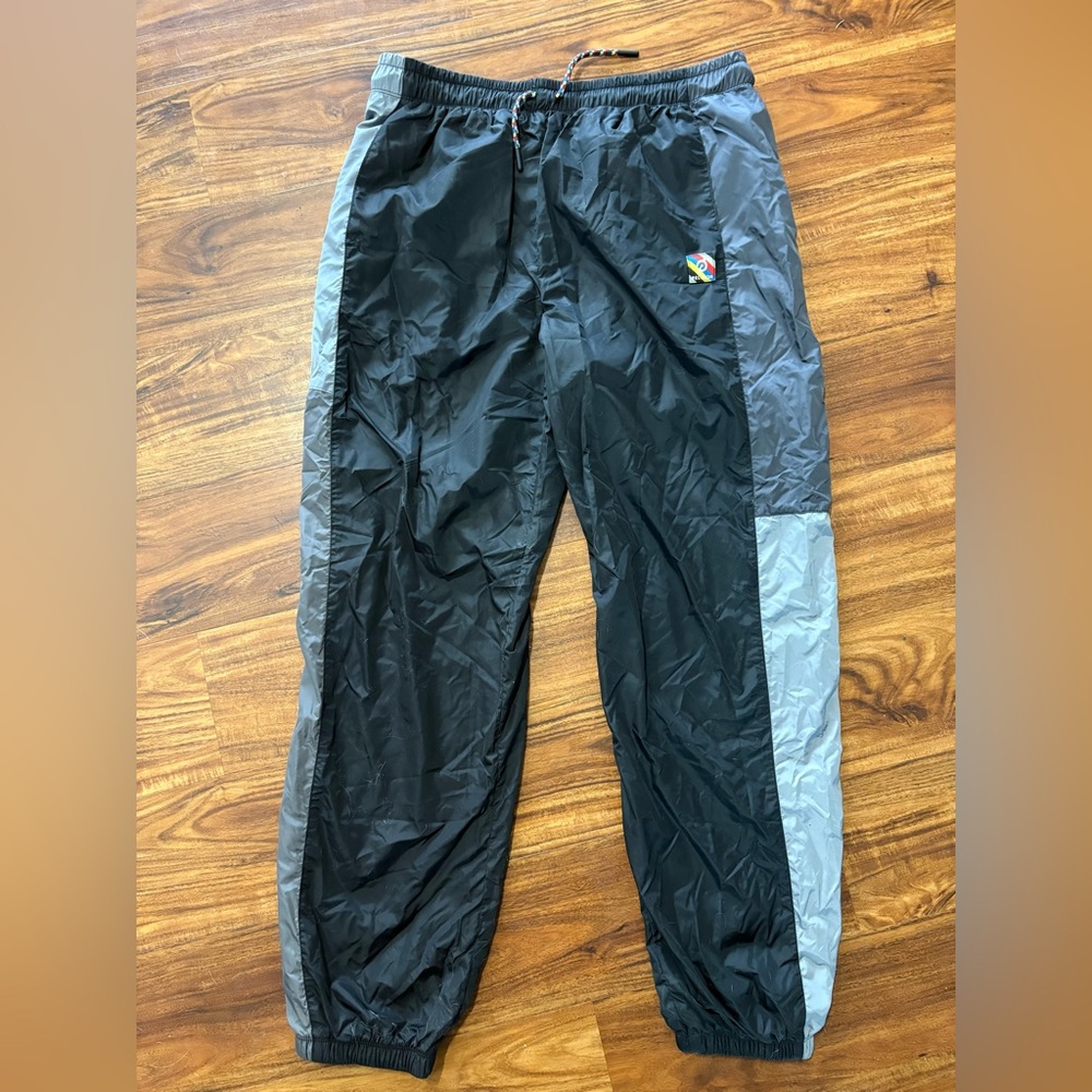 Peloton joggers NWT
